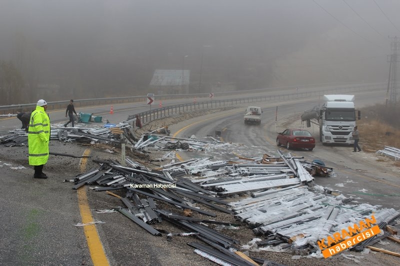 Karaman Mut Yolunda Tır Ters Döndü 18