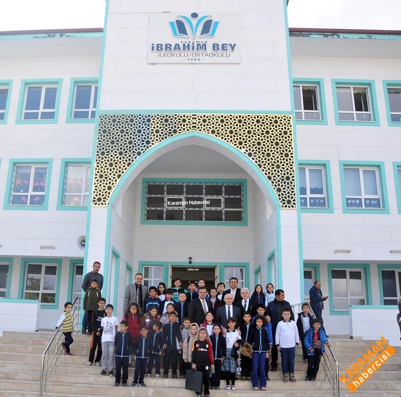 Vali Fahri Meral Okul Ziyaretlerinde Bulundu 11