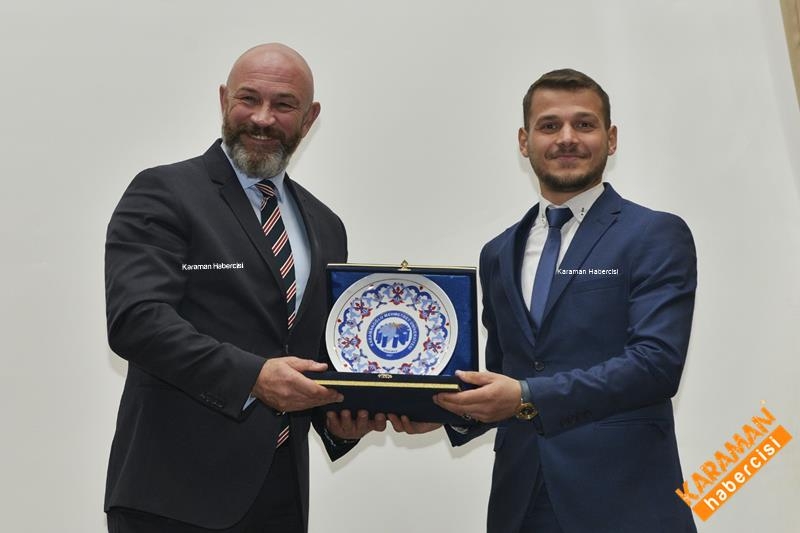 KMÜ'de Kardak Krizi ve Ege Adaları Sorunu Konuşuldu 4