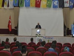 KMÜ'de Kardak Krizi ve Ege Adaları Sorunu Konuşuldu