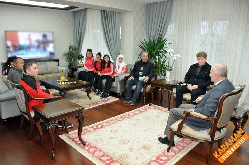 Başarılı Tekvandoculardan Vali Fahri Meral’e Ziyaret 4