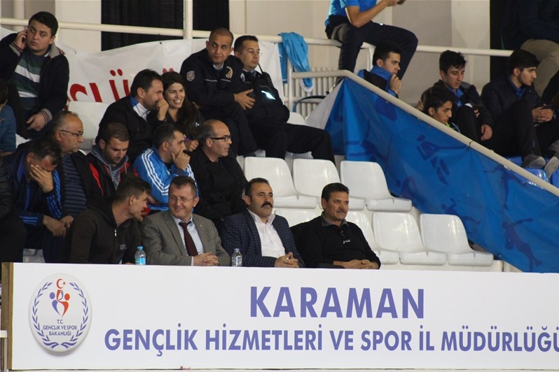 Okullar Arası Gençler Futsal Müsabakaları Başladı 20