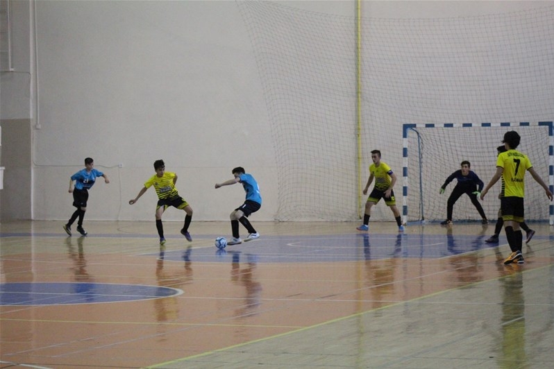 Okullar Arası Gençler Futsal Müsabakaları Başladı 24