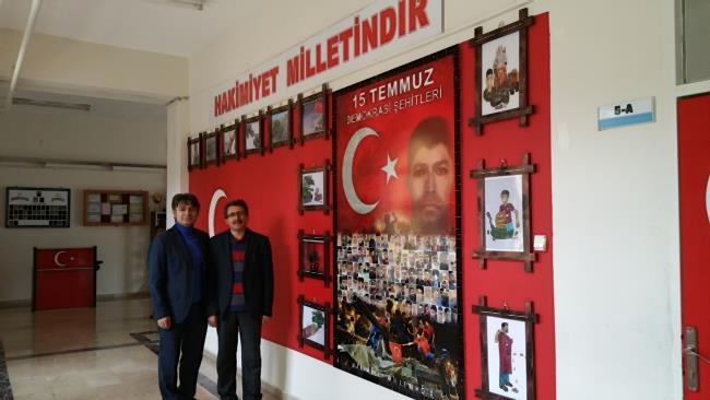 Karaman Mümine Hatun Ortaokulu Bayraklarla Donatıldı 1