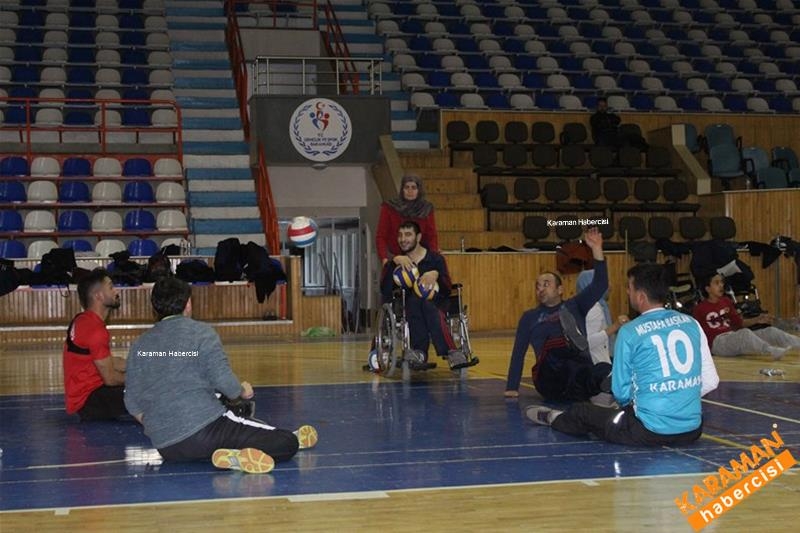 Karaman'da Özel Yaşam Paylaşım'dan Bedensel Engelli Sporculara Jest 10