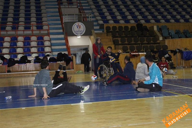 Karaman'da Özel Yaşam Paylaşım'dan Bedensel Engelli Sporculara Jest 19