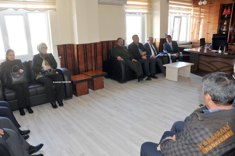 Vali Meral Akçaşehir Kasabasını Ziyaret Etti 11