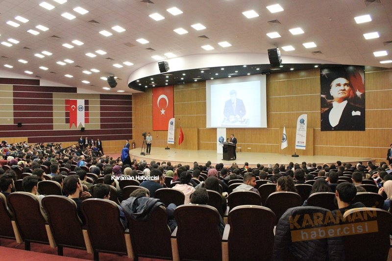 Ahmet Davutoğlu KMÜ Konferans 1