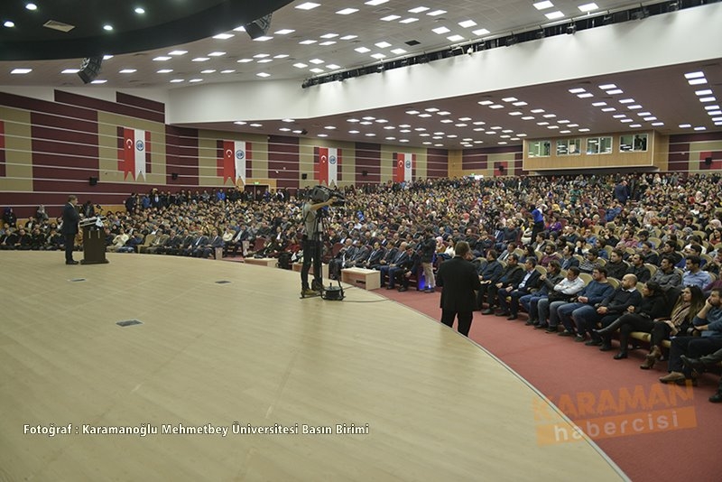 Ahmet Davutoğlu KMÜ Konferans 16