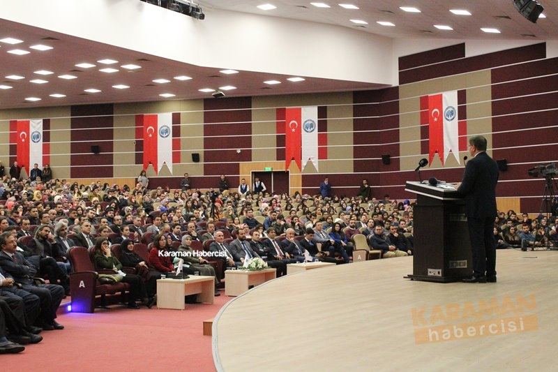 Ahmet Davutoğlu KMÜ Konferans 2