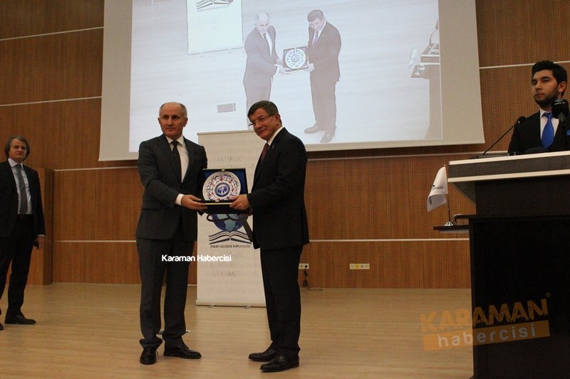 Ahmet Davutoğlu KMÜ Konferans 8