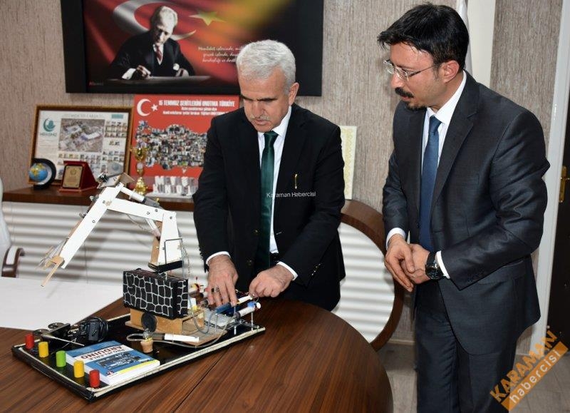 Bütün Öğretmenler Yeteneklerini Gösterir 2