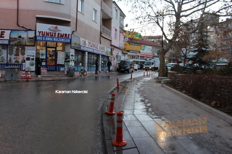 Karaman'da İçme Suyu Borusu Patladı 14