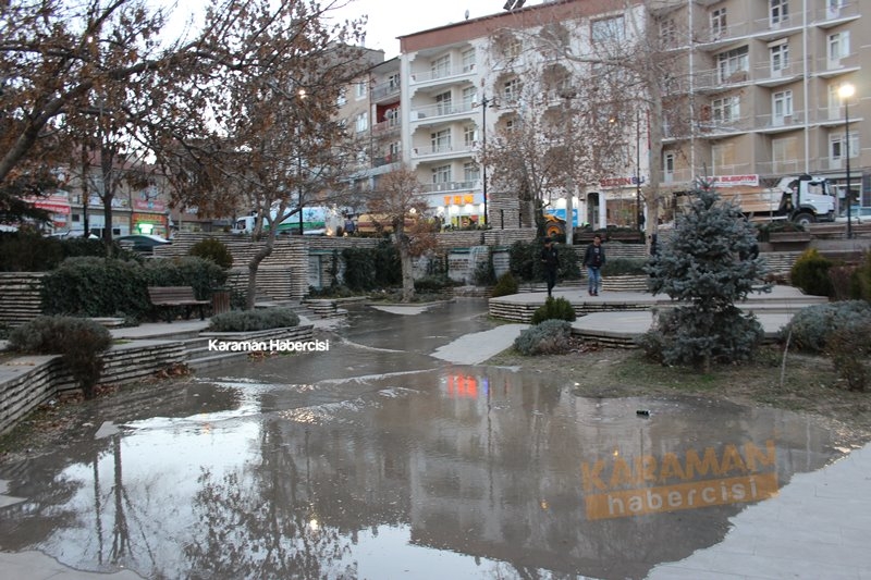 Karaman'da İçme Suyu Borusu Patladı 15