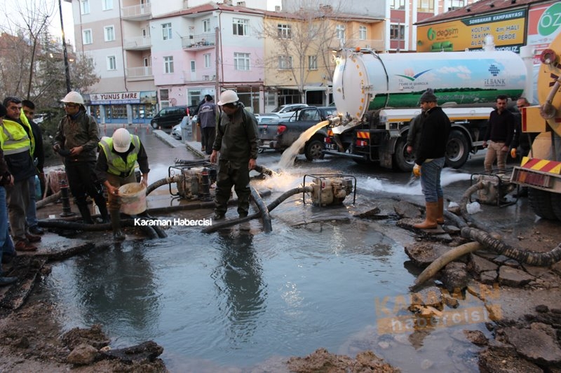 Karaman'da İçme Suyu Borusu Patladı 5