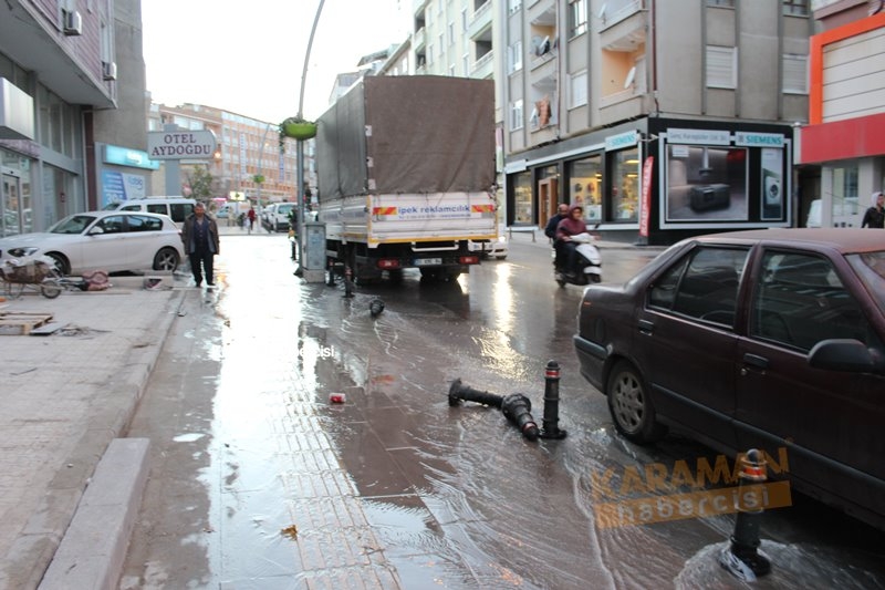 Karaman'da İçme Suyu Borusu Patladı 9