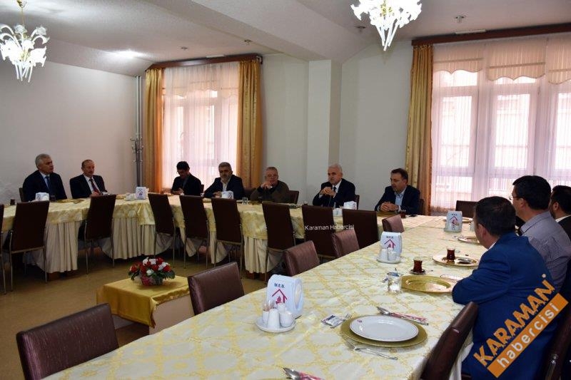 Milli Eğitimden Ayhan Kahraman’a Veda Yemeği 13