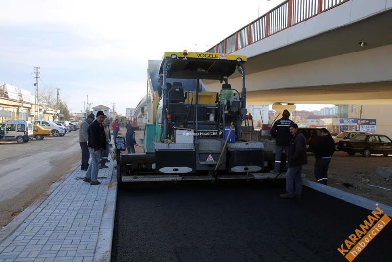Sanayi Köprülü Kavşağı Asfaltlanıyor 1