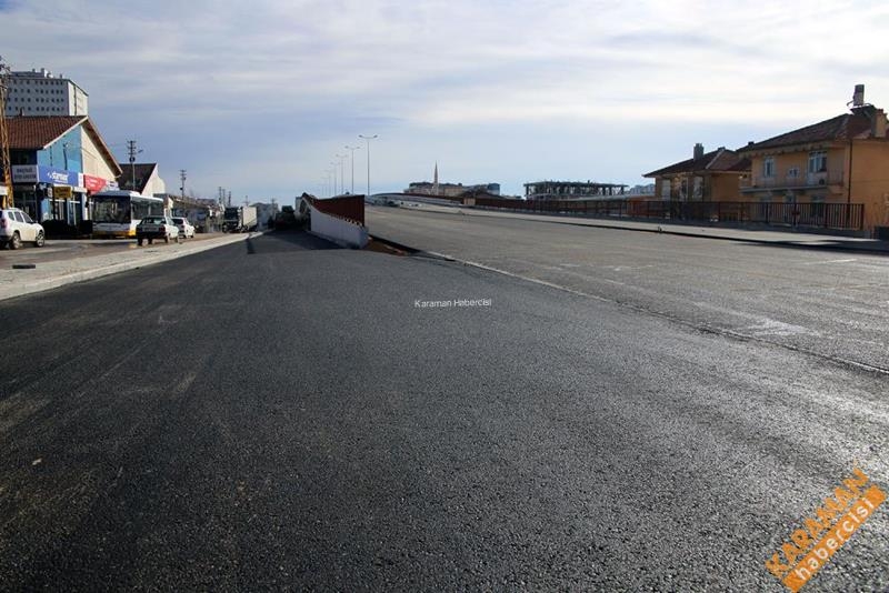 Sanayi Köprülü Kavşağı Asfaltlanıyor 5