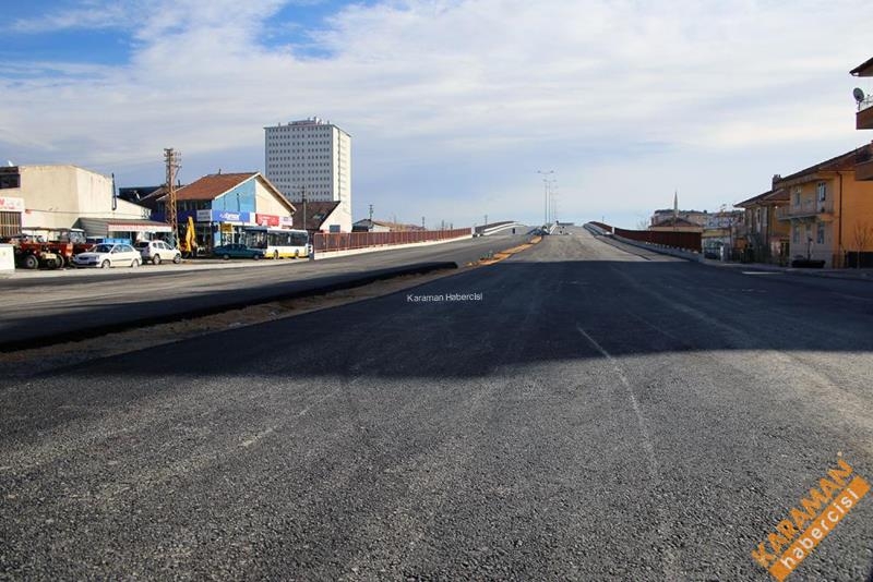 Sanayi Köprülü Kavşağı Asfaltlanıyor 6