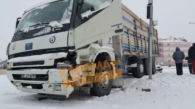 Karaman’da 4 Ayrı Yerde Trafik Kazası: 1 Yaralı 3