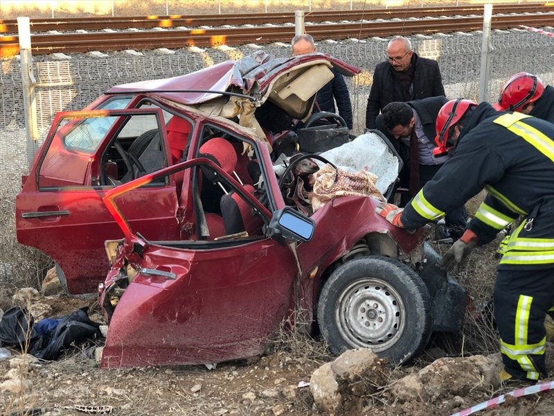 Kazada Hayatını Kaybeden Karamanlılar Defnedildi 7