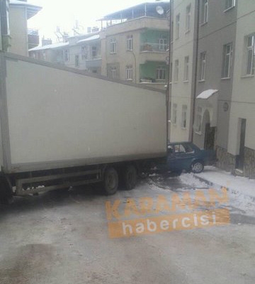 Karaman’ın Favori Pistinde Trafik Kazası 2