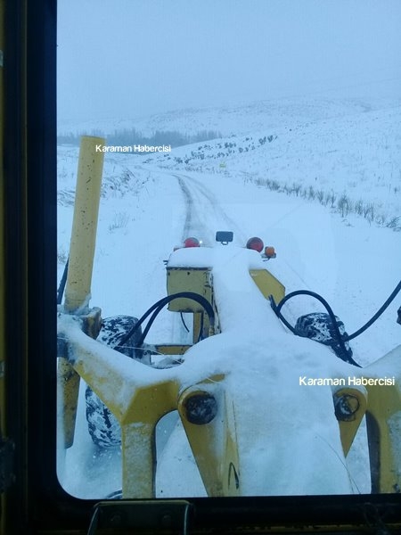 Karaman’da Yoldan Çıkan Grader Korkuttu 1