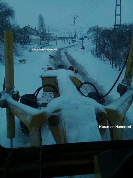 Karaman’da Yoldan Çıkan Grader Korkuttu 2