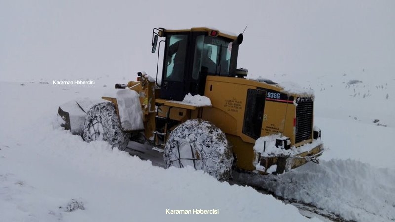 Karaman’da Yoldan Çıkan Grader Korkuttu 4