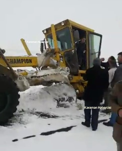 Karaman’da Yoldan Çıkan Grader Korkuttu 9