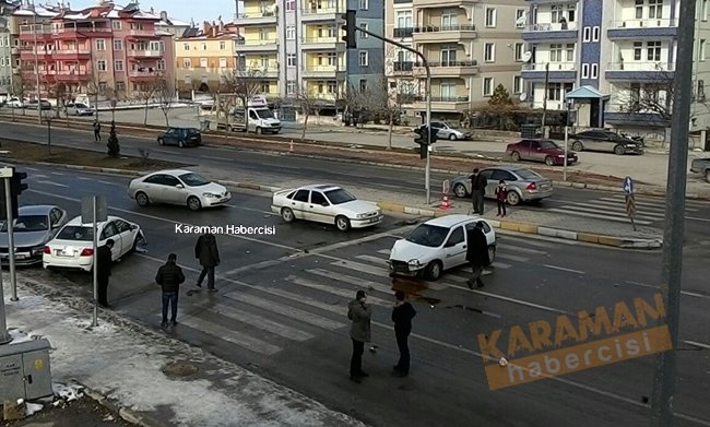 Karaman’da Zincirleme Trafik Kazası 5
