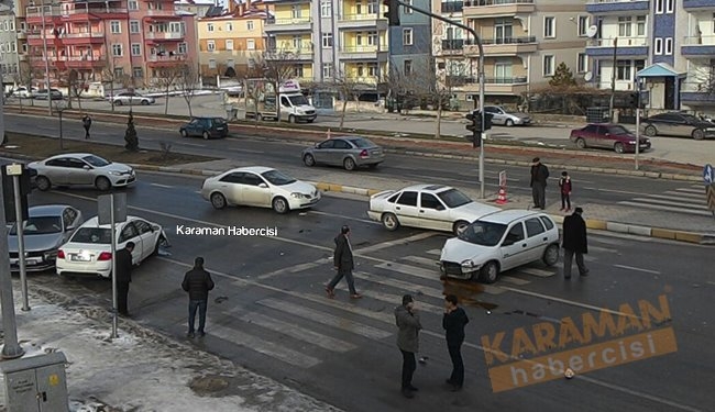 Karaman’da Zincirleme Trafik Kazası 9