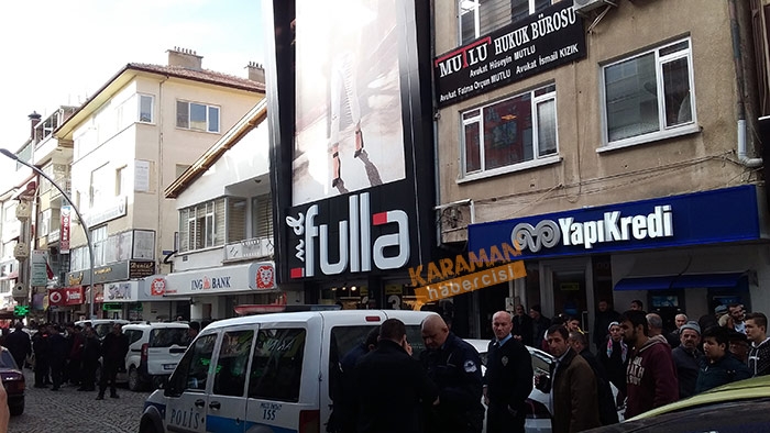 Karaman'da Caddede Başlayan Tartışma Mağazada Kanlı Bitti 4