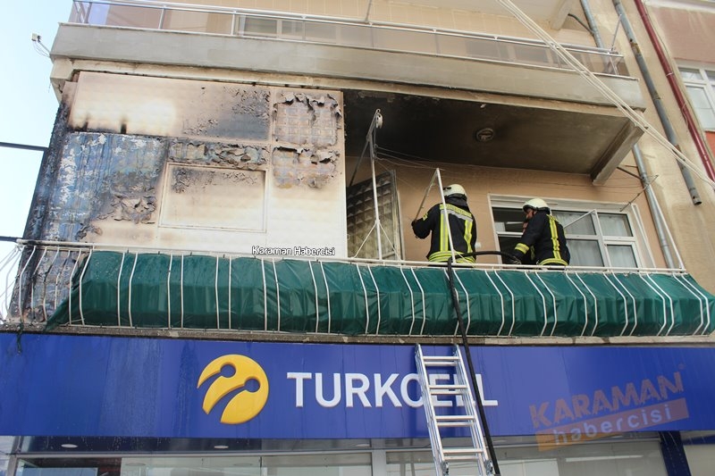 Karaman İsmet Paşa Caddesinde Yangın Paniği 4