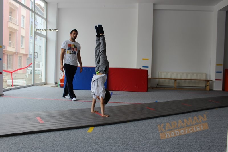 Çocukların Eğlenceli Jimnastik Eğitimi 11