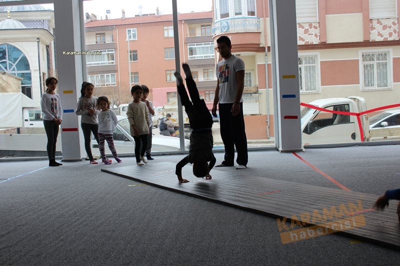 Çocukların Eğlenceli Jimnastik Eğitimi 18
