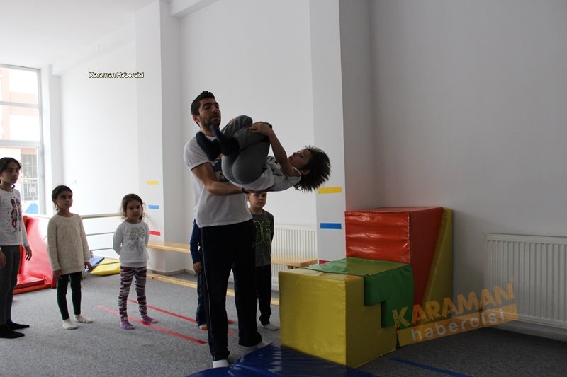 Çocukların Eğlenceli Jimnastik Eğitimi 2