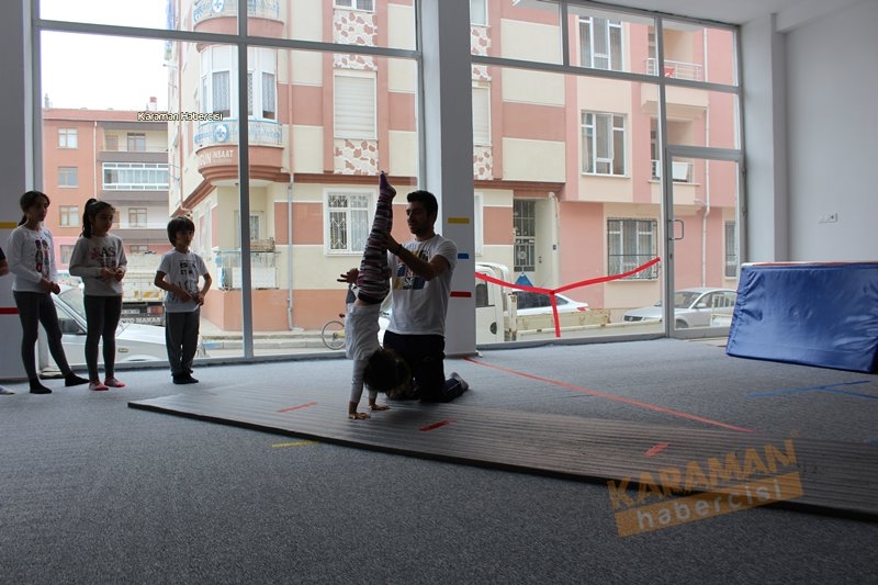 Çocukların Eğlenceli Jimnastik Eğitimi 20