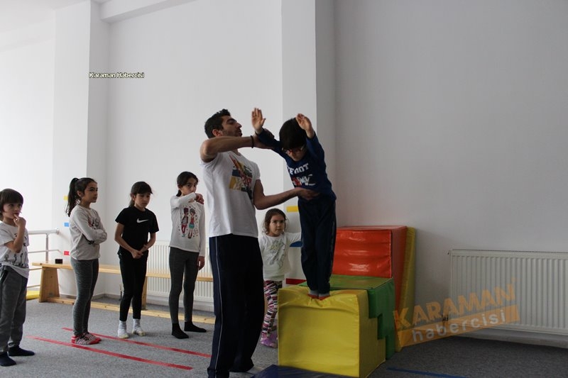 Çocukların Eğlenceli Jimnastik Eğitimi 5