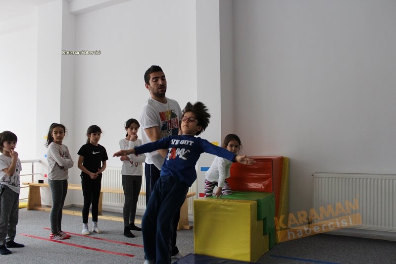 Çocukların Eğlenceli Jimnastik Eğitimi 6