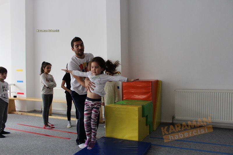 Çocukların Eğlenceli Jimnastik Eğitimi 8