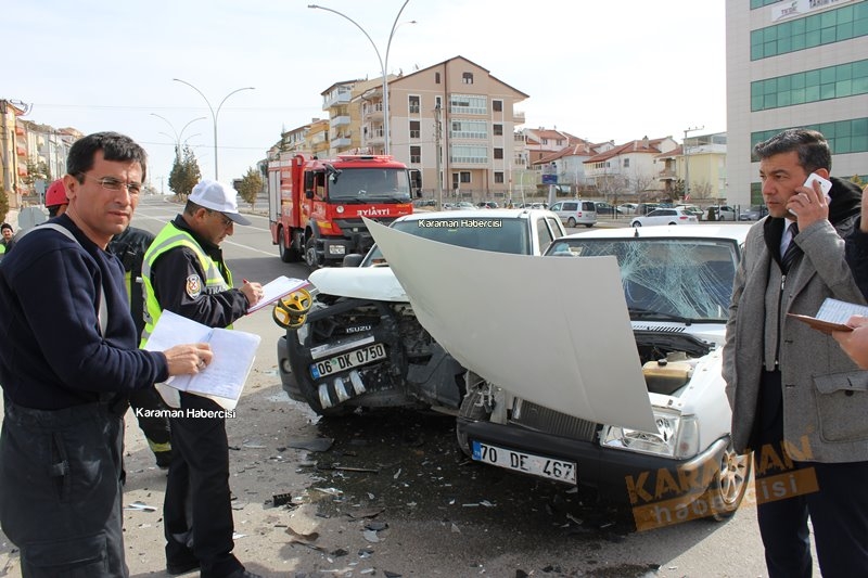 Karaman Valilik Kavşağı Trafik Kazası 13