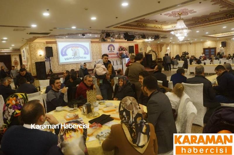 İstanbul'da Karamanlılardan Renkli Gece 24