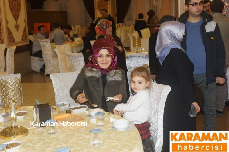 İstanbul'da Karamanlılardan Renkli Gece 56