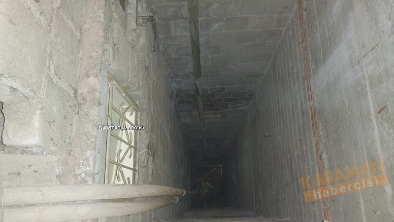 Karaman'da Apartman Boşluğuna Düşen Genç İçin Kurtarma Operasyonu 13