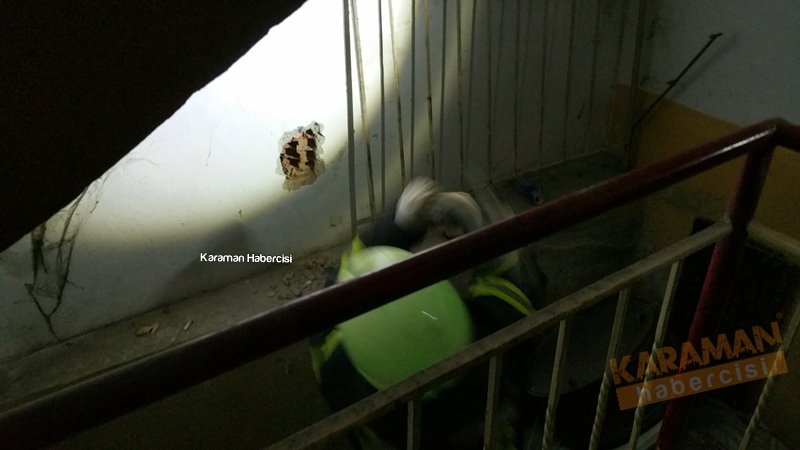 Karaman'da Apartman Boşluğuna Düşen Genç İçin Kurtarma Operasyonu 3