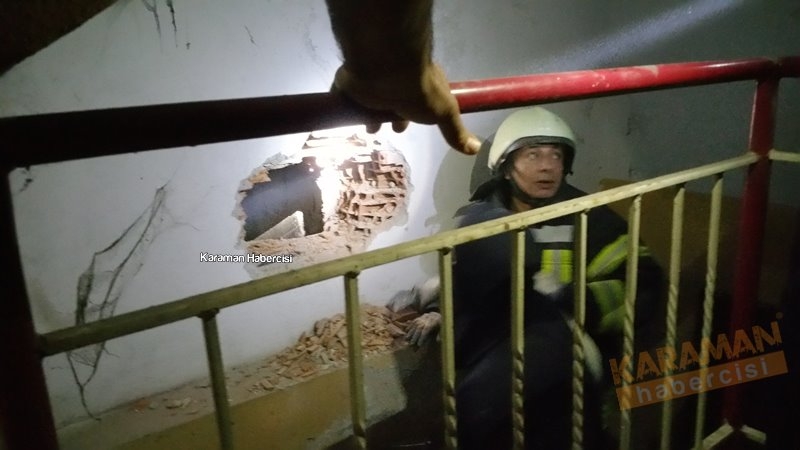 Karaman'da Apartman Boşluğuna Düşen Genç İçin Kurtarma Operasyonu 6