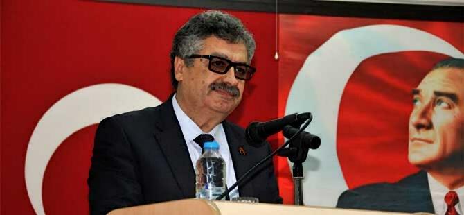 Vali Tapsız Öğrencilere Kitap Dağıttı 7