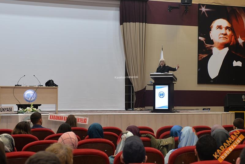 Gazeteci Banu Avar KMÜ'de Öğrencilerle Buluştu 2